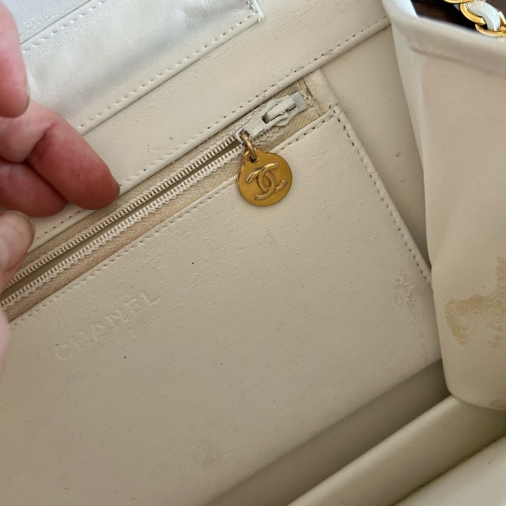 Vintage Chanel Single Flap - Picture 10 of 13